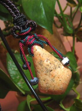 千年老海底堆积物化石坠项链