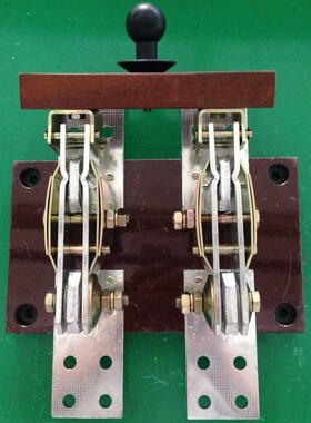 HD11B-1500A/28 单相双线 单向开启式刀开关 单投隔离闸刀开关