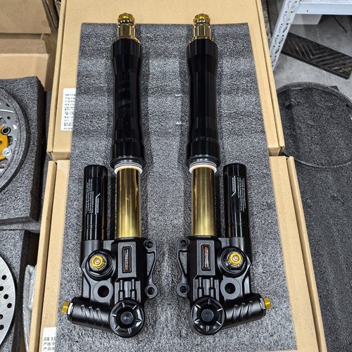 五羊本田pcx160前减震改装氮气瓶