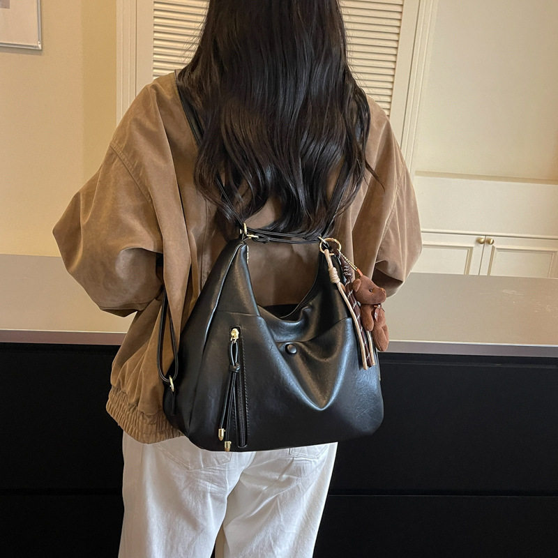 时尚大容量托特女包2026新款多功能双肩包女上班通勤百搭单肩包