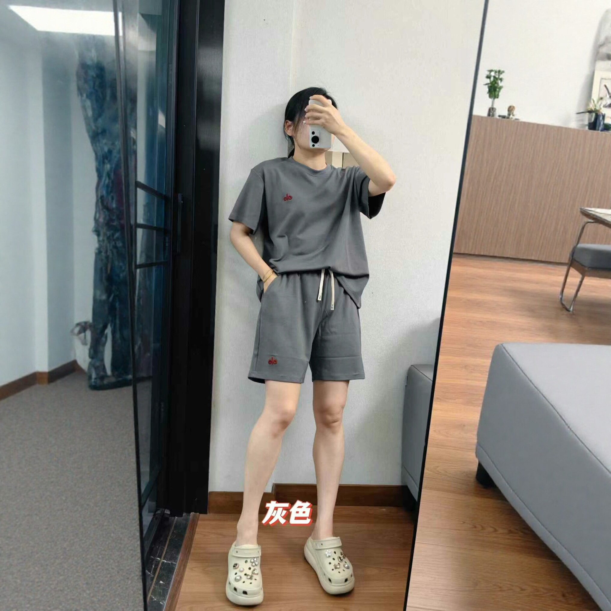 2025新款休闲运动套装女夏季宽松显瘦短袖上衣女生两件套时尚衣服