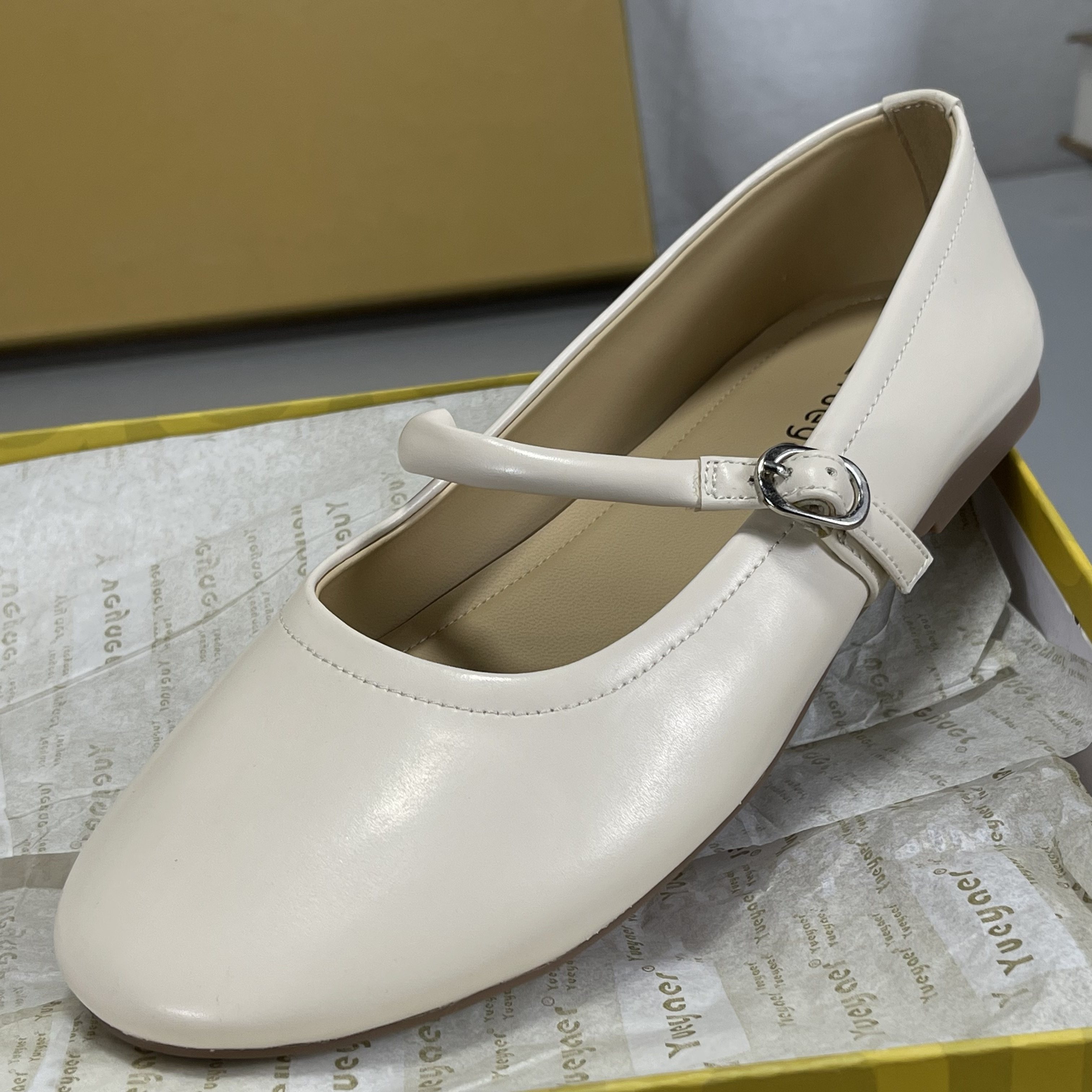 月芽儿真皮女鞋撤柜断码小香风玛丽珍鞋春浅口圆头一字扣平底单鞋,女鞋,玛丽珍鞋,淘宝优惠券,粉丝福利购,淘宝优惠卷