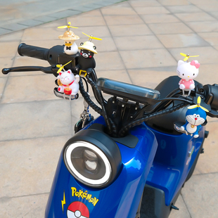 可爱夜光网红小黄鸭头盔螺旋桨装 饰品电动车摩托车自行车汽车通用