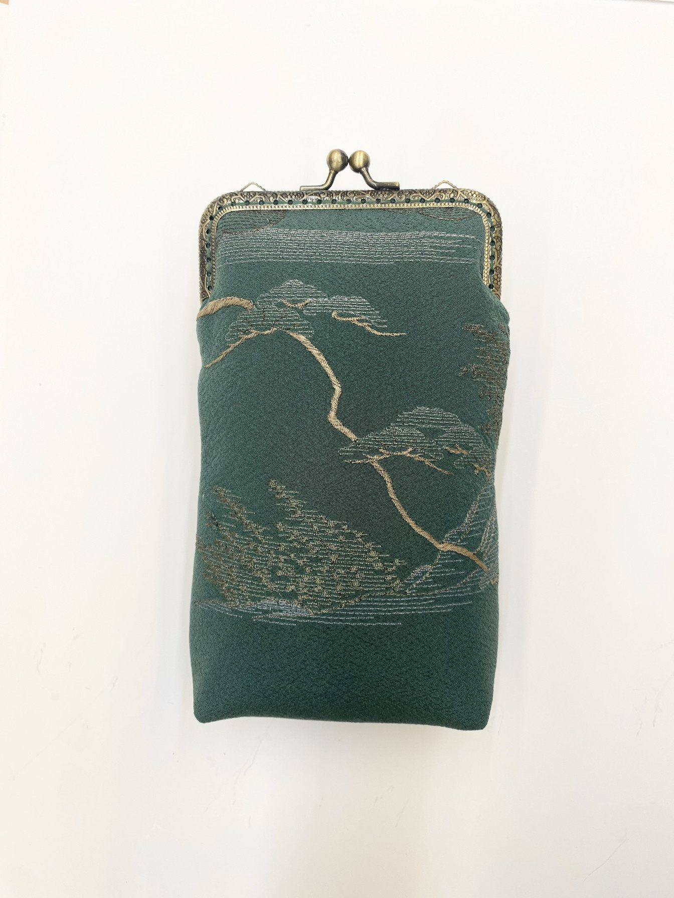 墨绿风景汕头绣日本正绢桑蚕丝手机包斜挎包口金包（孤品）