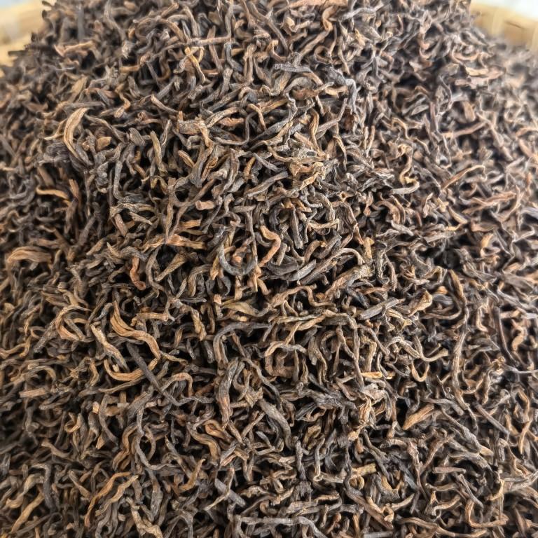 普洱茶中的贵族永德味熟茶标杆春特宫廷熟散茶500克春茶加工