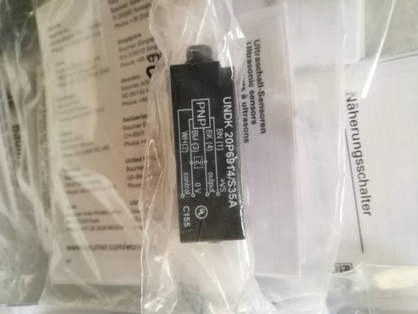 新Baumer堡盟UNDK 20P6914/S35A接近式超声波传感器 送线