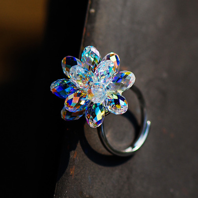 忆奴娇白茶纯银水晶开口花朵戒指