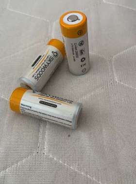 检修Skywoods原装26650锂电池3节，3.7V 5000详询