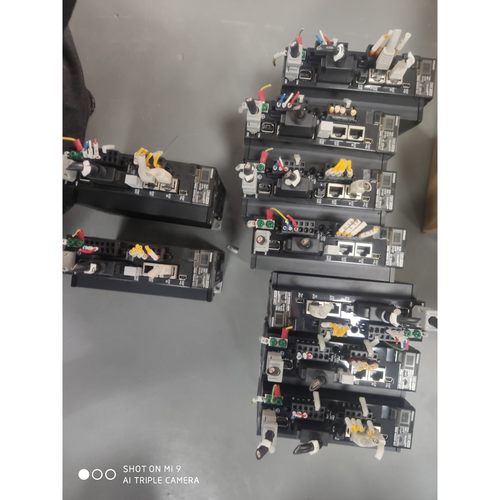 维修指导拆机欧姆龙400瓦、R88D-KN04H-ECT、K4003详询