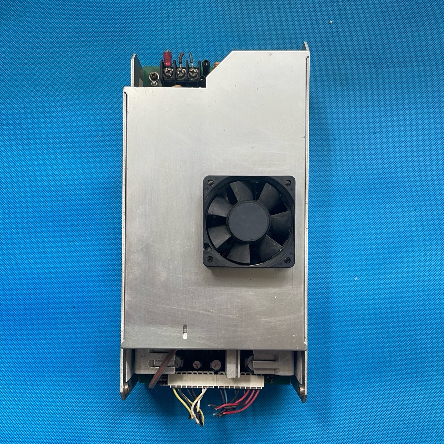 HUM-Z200-M  SKYNET电源，原装拆机成色如图功议价下单