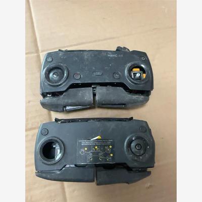 大疆报废遥控器2个，适合充公抵数。图片实拍，单个价格议价下单