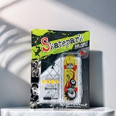 合金手指滑板车迷你桌面游戏玩具儿童小礼物减压指尖运动翘板摆件