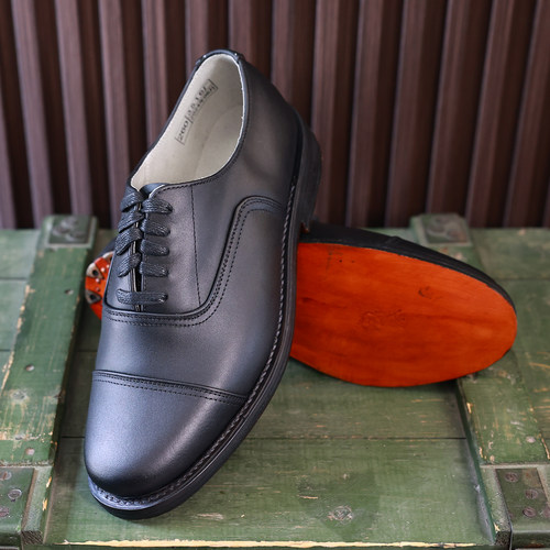 78式牛皮底尖头大码加宽系带男士皮鞋三接头商务休闲固特异工艺男