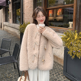 现货米杏色羊羔毛皮毛一体牛角扣短外套女159-882P175K258，女装短外套，浙宝159