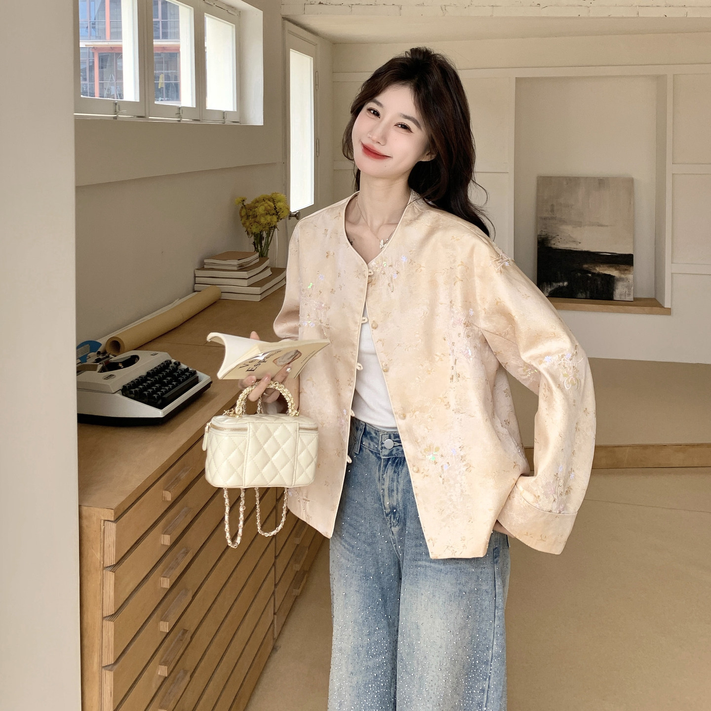 新款！钉珠刺绣工艺高品质新中式风外套159-2609P205K358,女装短外套,浙宝159