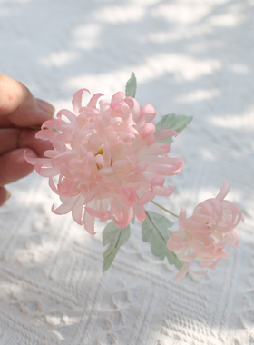 黑喵喵原创粉色菊花真丝发饰