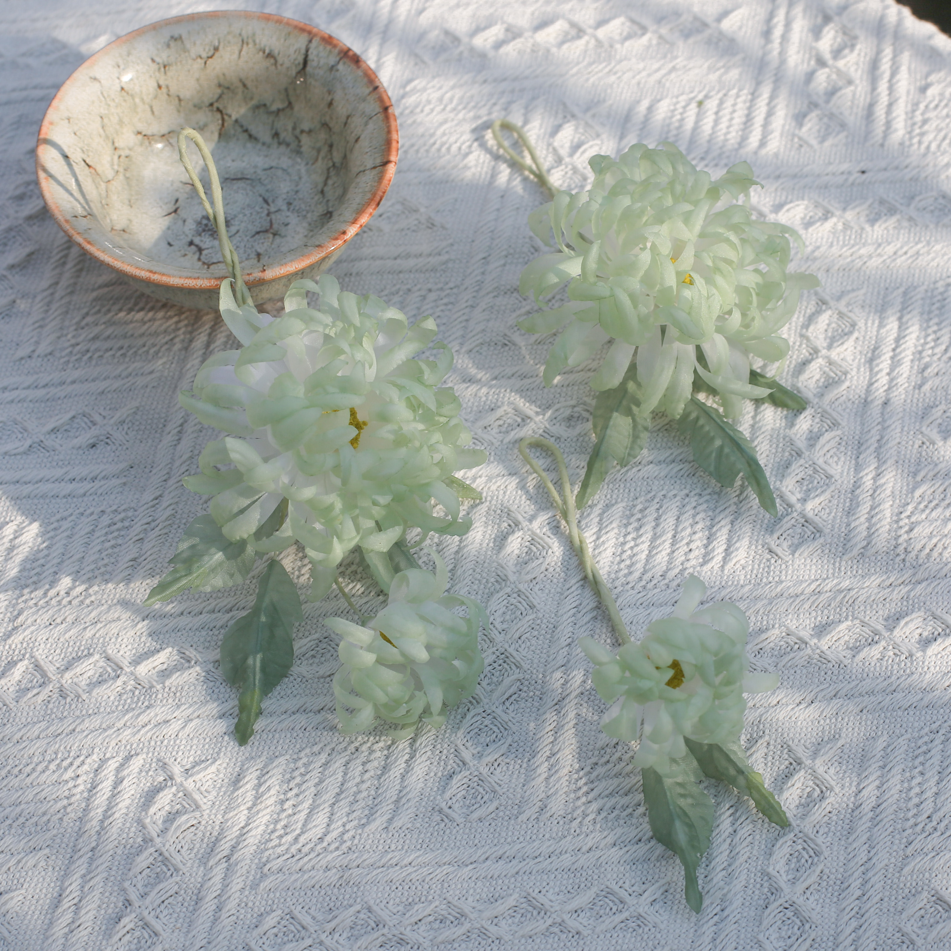 玉蕊|黑喵喵原创绿色菊花真丝烫花发饰造花古风汉服头饰配饰图片