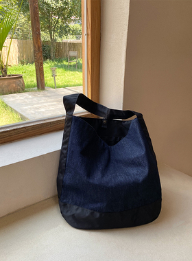 MOREGOOL 21/FW 原创日本进口藏青丹宁牛仔水桶包 尼龙拼接腋下包