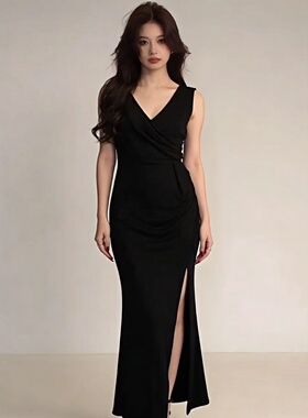 2026春夏V领无袖连衣裙女 收腰显瘦修身百搭长裙 约会晚宴礼服裙