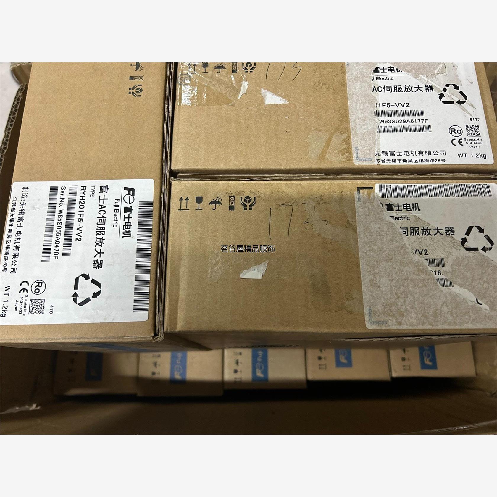 现货富士200W伺服驱动器 PYH201F5-VV2议价