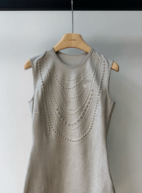 小众设计 25夏 美式复古辣妹 珍珠字母浮雕做旧修身无袖包臀短裙