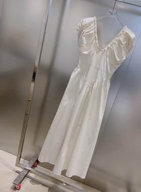 小众设计 23夏季 法式浪漫少女感 褶皱V领修身收腰显瘦无袖连衣裙