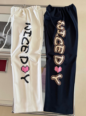 小众设计 24夏 慵懒松弛感 字母印花抽绳收腰垂坠感双口袋休闲裤