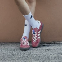 Темно -розовый/белый