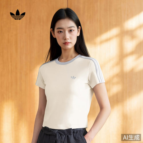 阿迪达斯三叶草女子短袖T恤