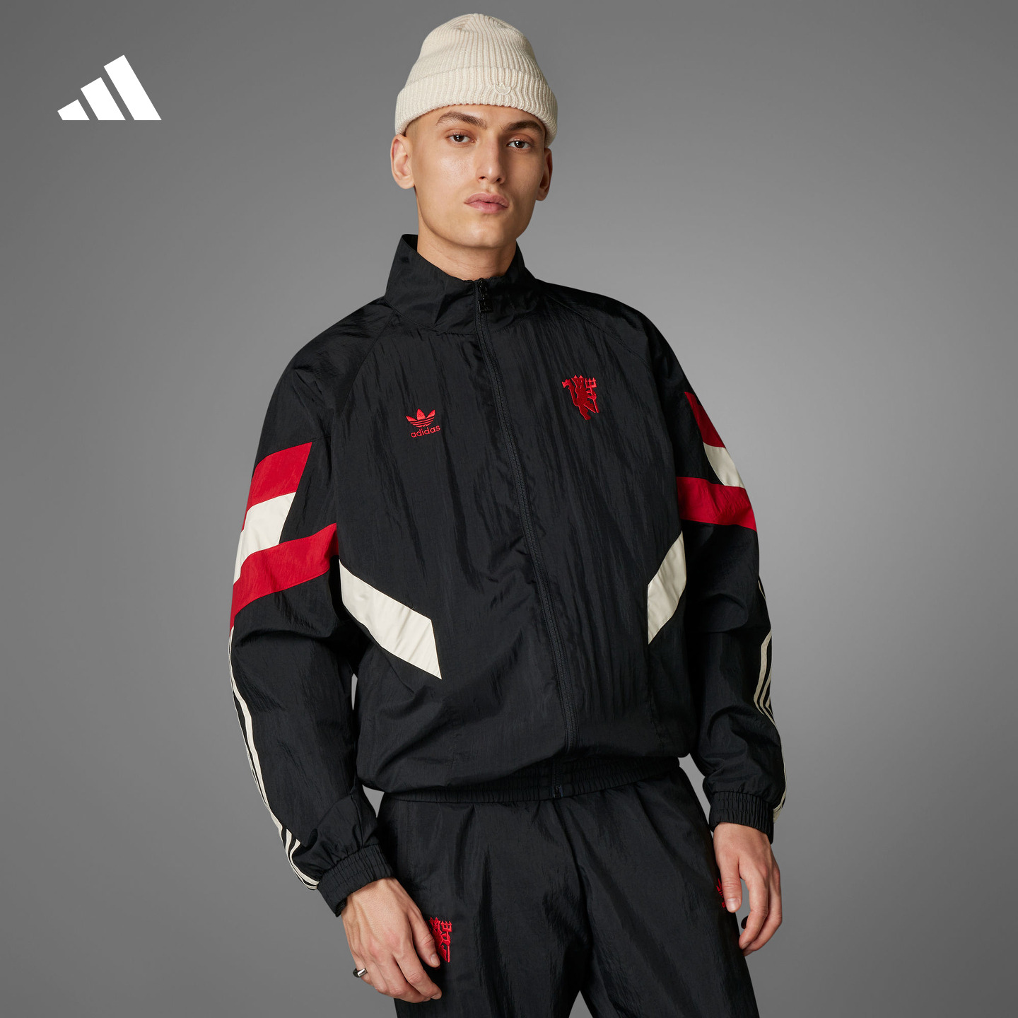 阿迪达斯男曼联足球文化宽松外套