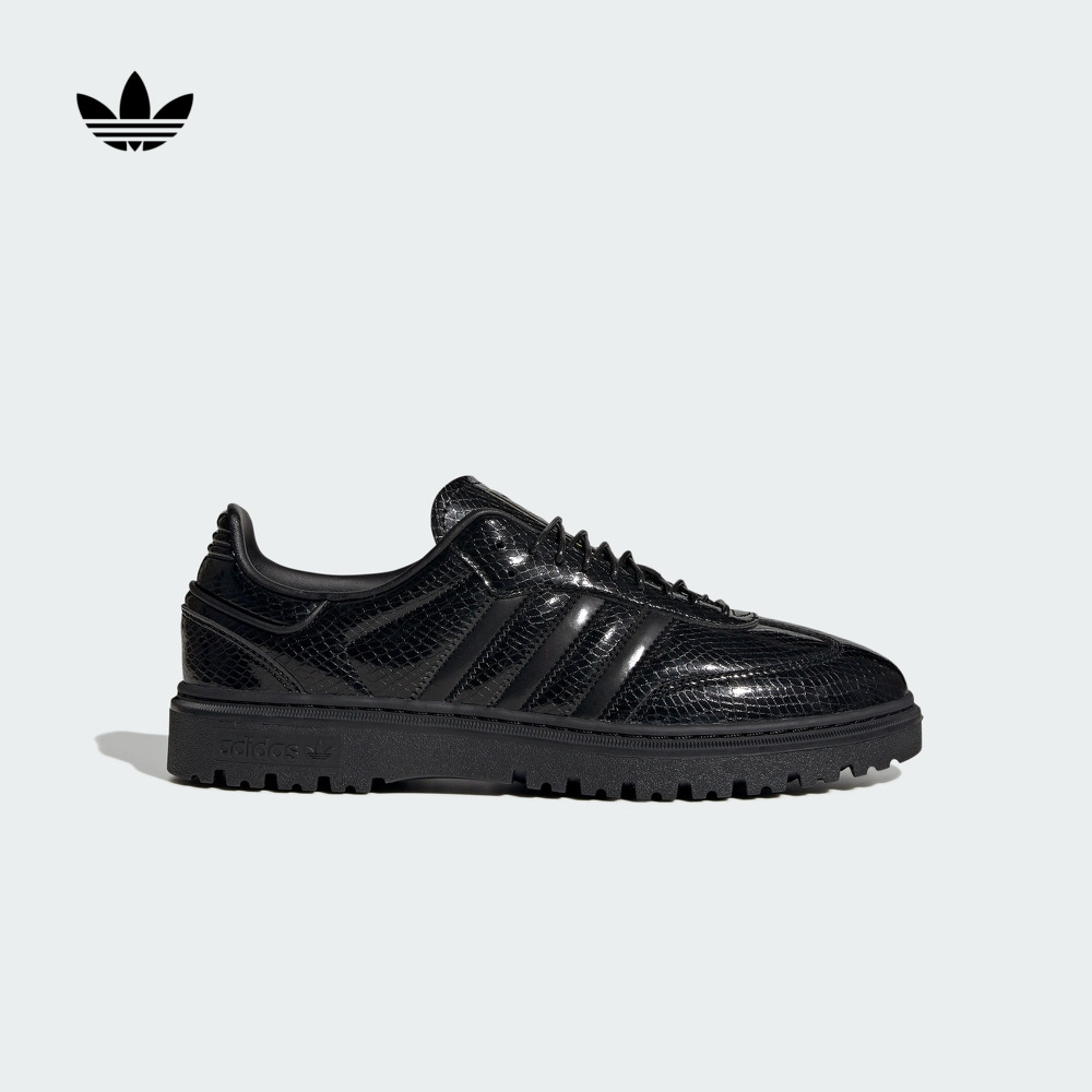 阿迪达斯三叶草经典鞋