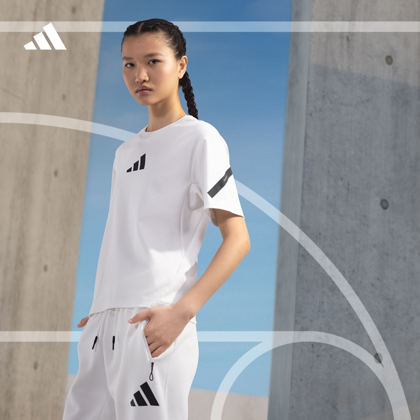 阿迪达斯ZNE系列黑标制服女短袖T