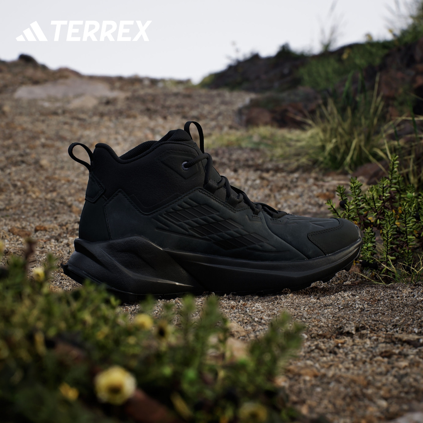 阿迪达斯TERREX男户外登山徒步鞋