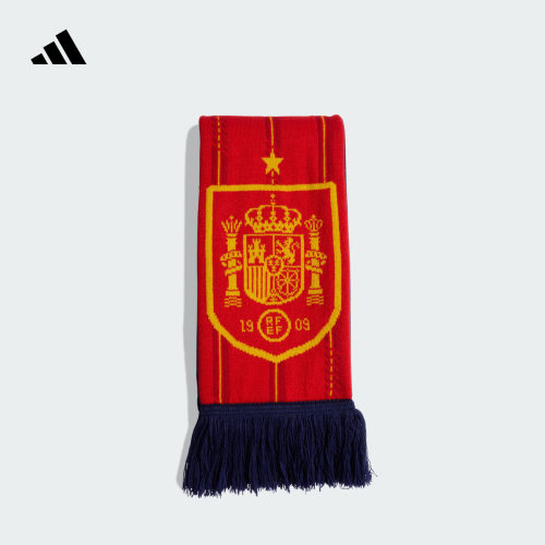 采用舒适面料打造