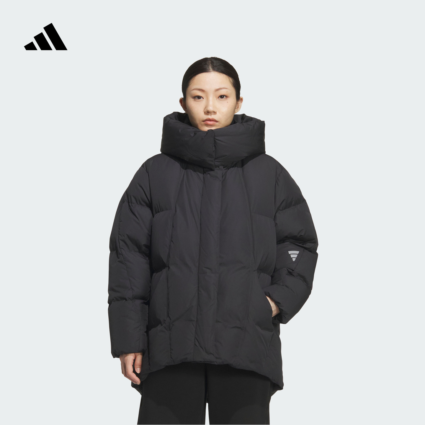 阿迪达斯女子羽绒服adidas