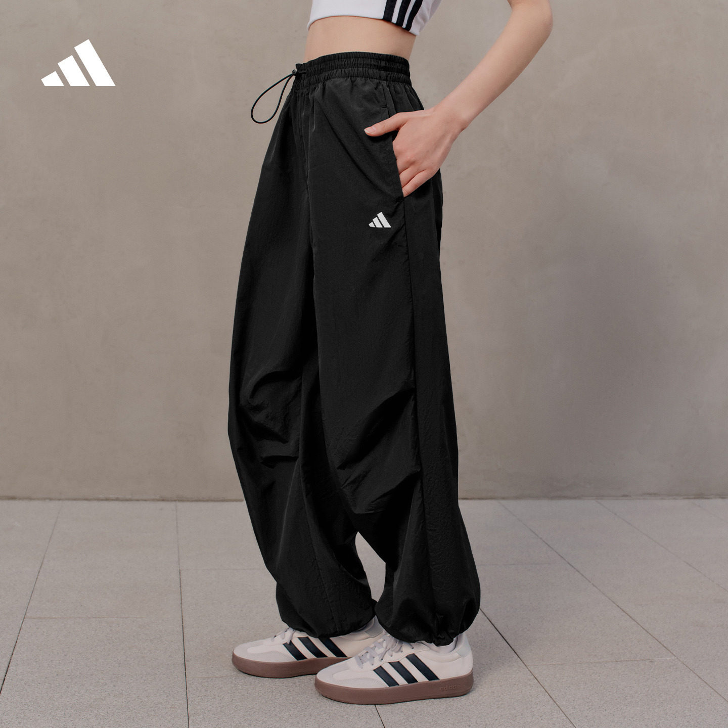 拒水日常百搭时尚休闲宽松运动裤女春季adidas阿迪达斯轻运动