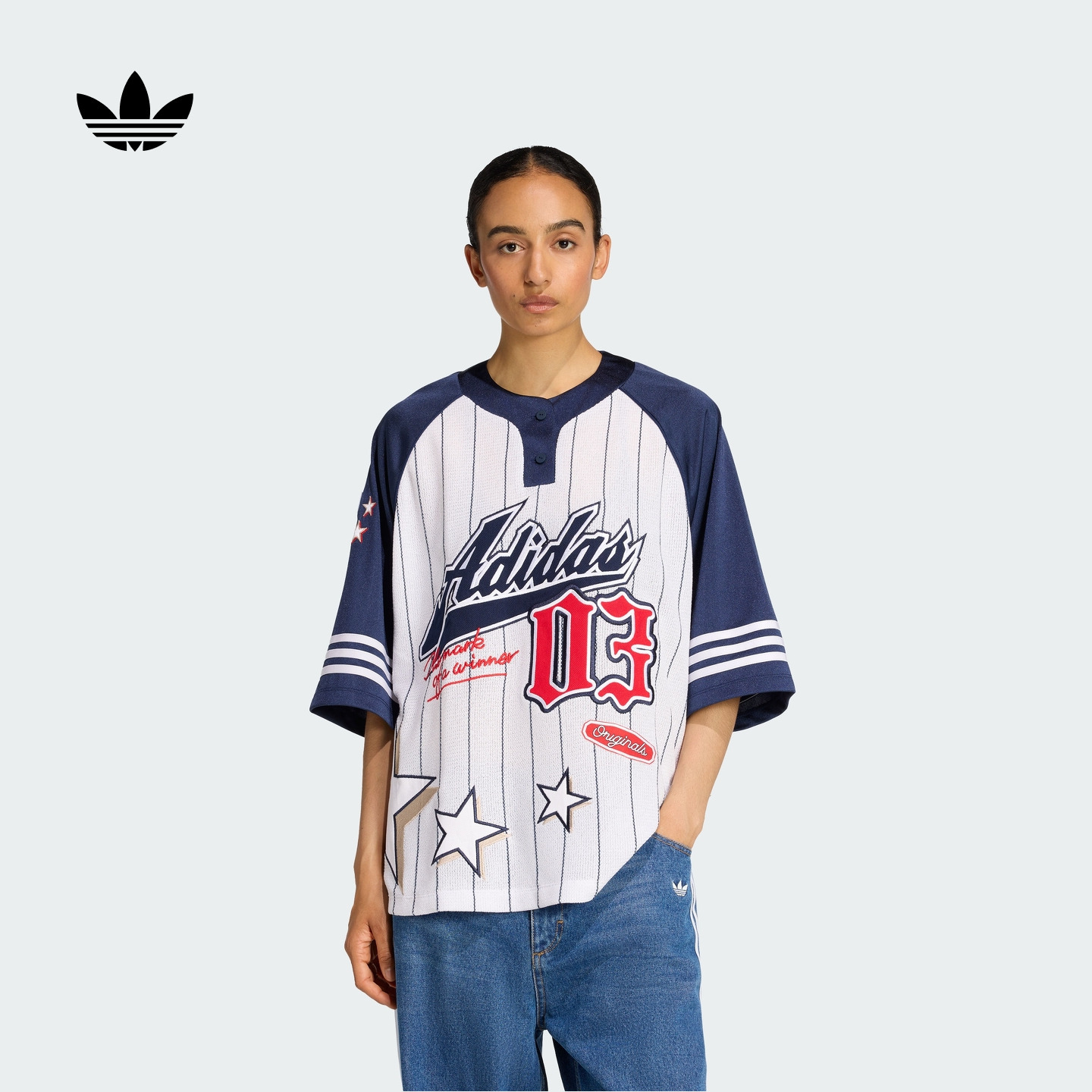 阿迪达斯三叶草女宽松短袖球衣