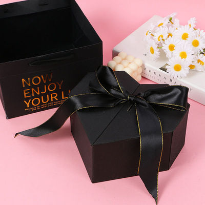 礼物盒圣诞节礼盒包装盒子生日送礼盒爱心盒伴手礼盒子礼盒空盒子