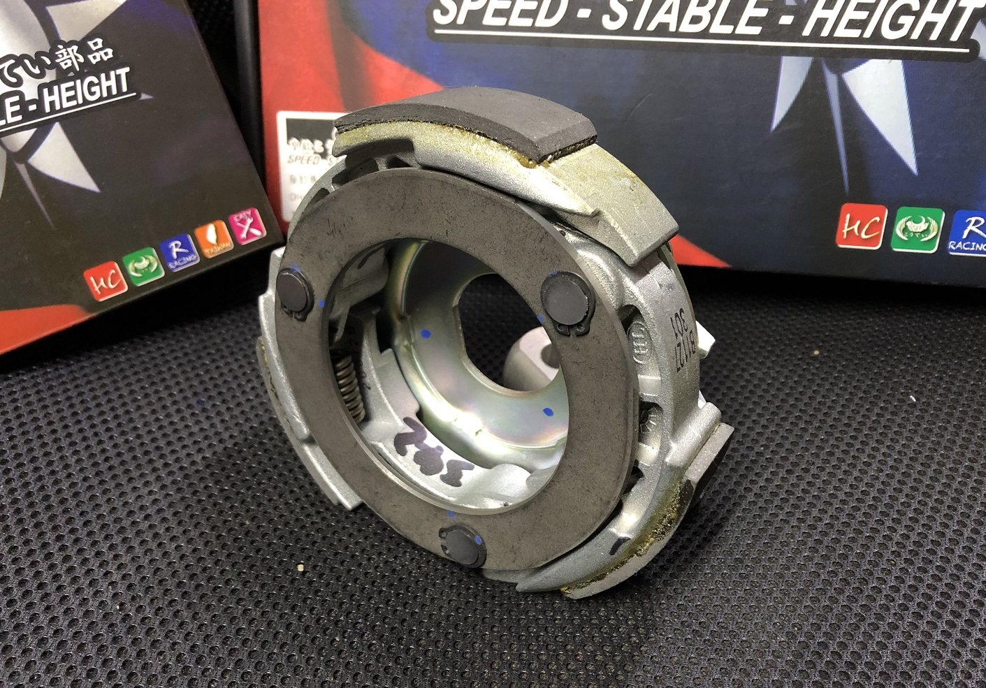 意产软皮加重型 湿式自润滑 离合器 vespa 300 gts vmax srmax x7