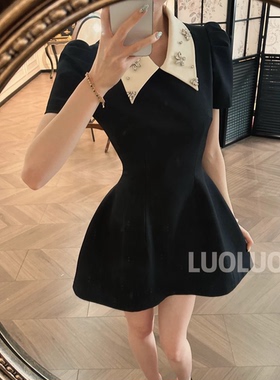 LUOLUOZ【黑裙蝶饰】法式领口满钻翻领收腰时尚短款连衣裙JF1445