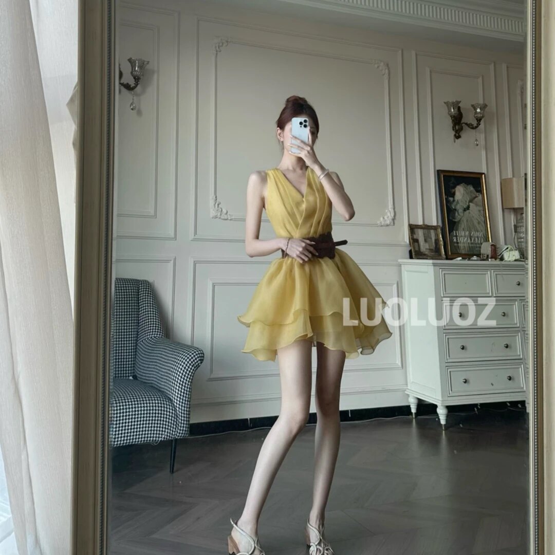 LUOLUOZ【姜纱束腰】法式高级感挂脖无袖显瘦短款连衣裙女JF1483