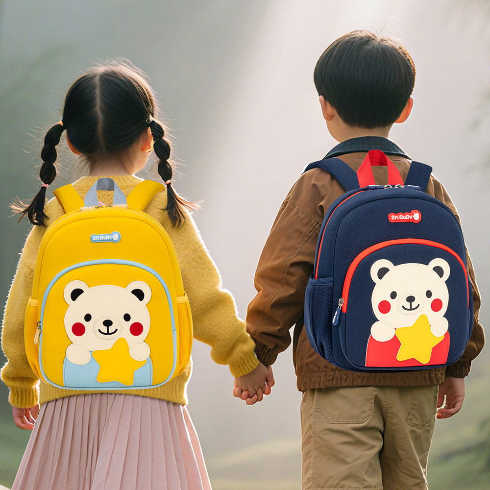 萌趣小熊卡通书包 幼儿2-3-4岁入园双肩包轻便防泼水可爱造型背包