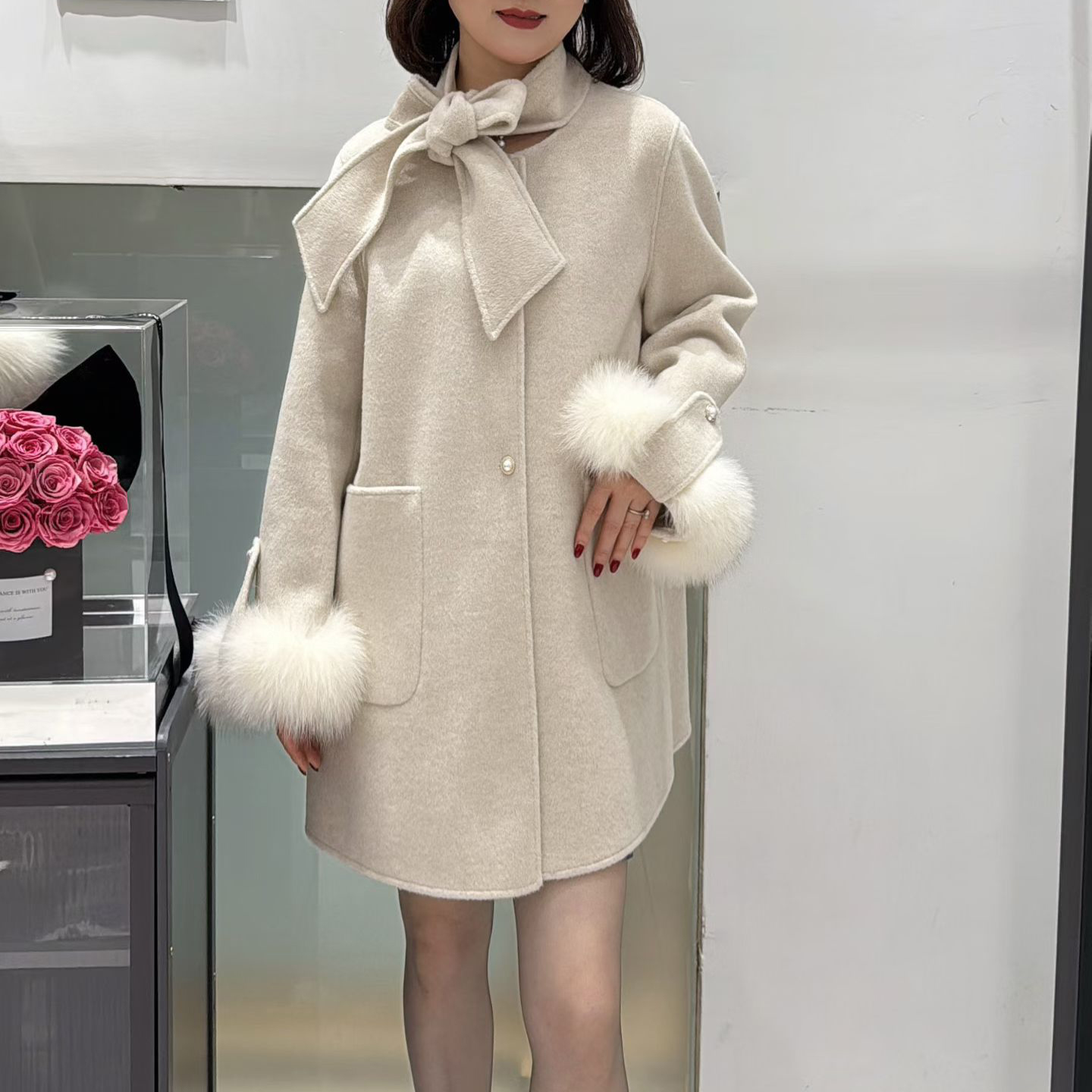 芬飞燕千金蝴蝶结双面羊绒大衣