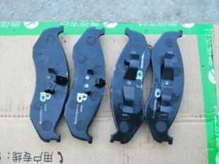 吉普切诺基213/2500前刹车片前刹车蹄