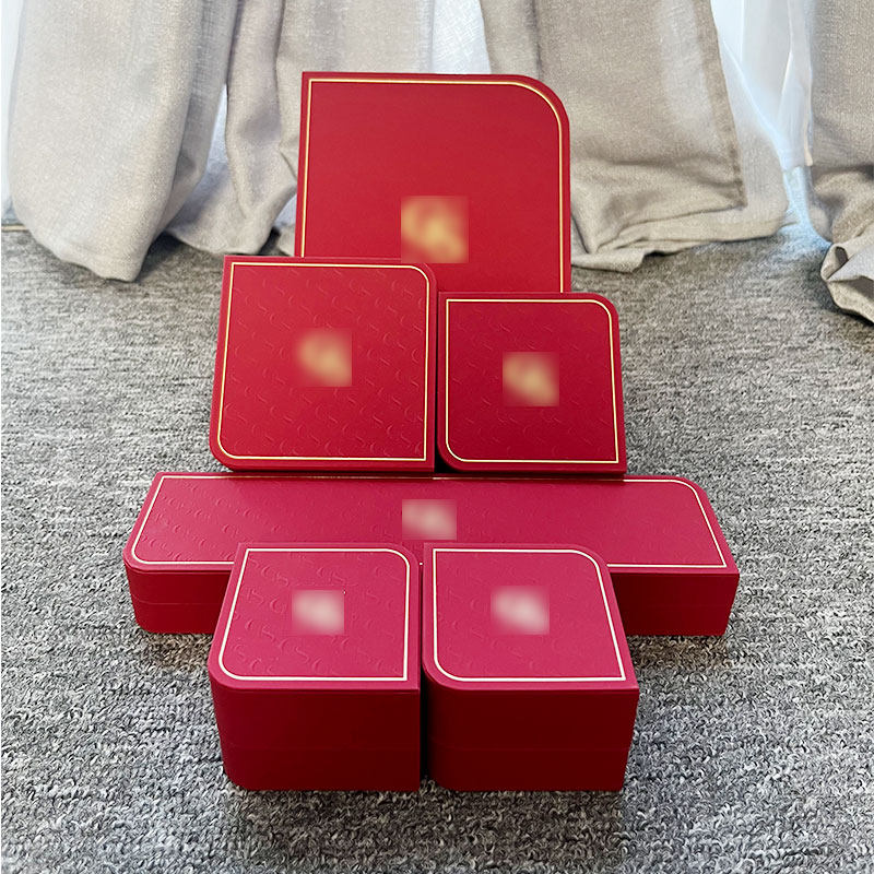 定制新款创意首饰盒高档压纹烫金套装盒子三五金黄金珠宝盒塑胶盒