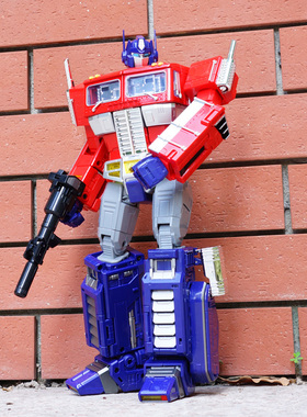 黑苹果平头m01合金版放大MPP10车厢变形玩具汽车人模型