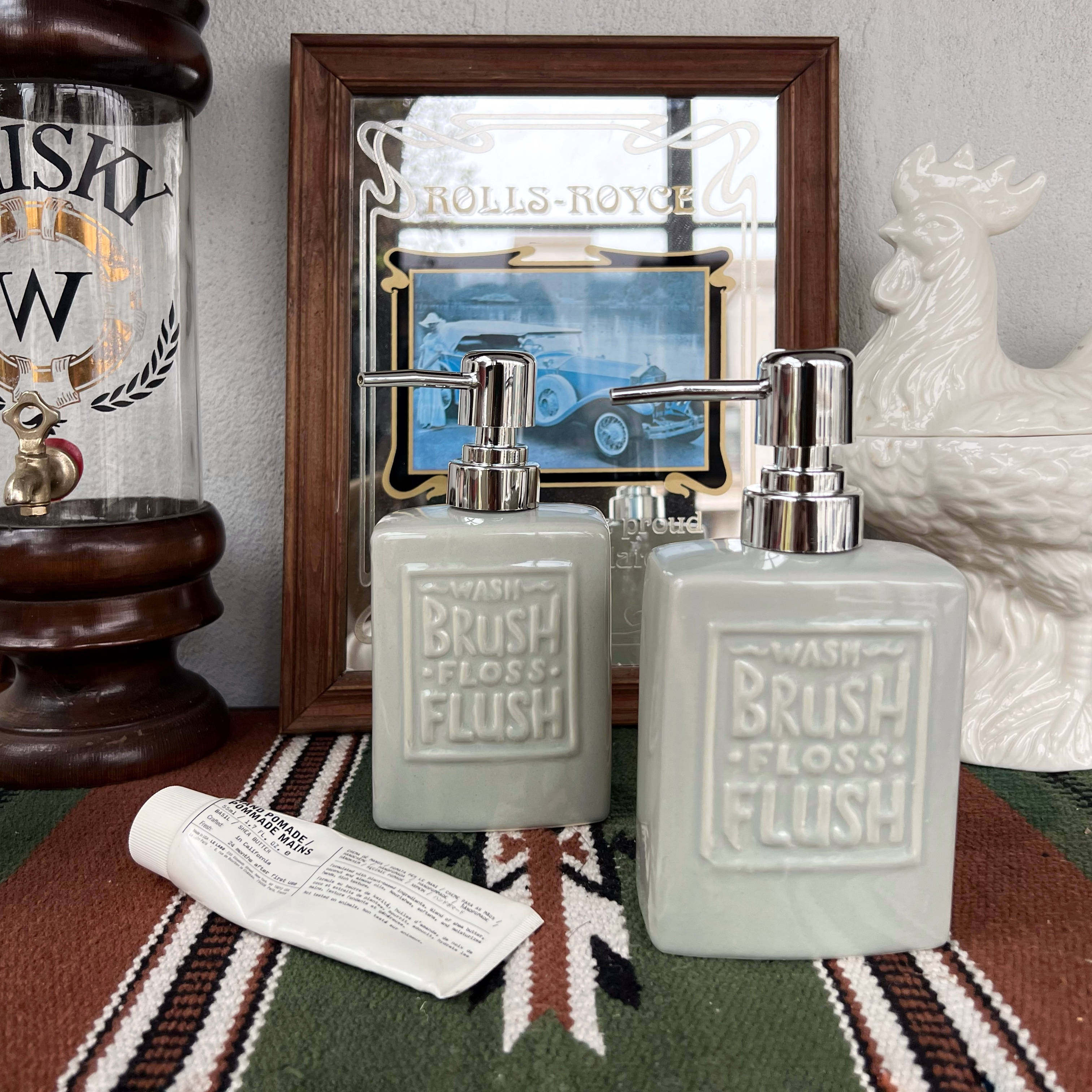 LIVINGBANK美式复古陶瓷浮雕英文洗手液分装瓶INS法式牙刷收纳缸,家庭/个人清洁工具,喷瓶/面霜分装瓶,淘宝优惠券,粉丝福利购,淘宝优惠卷