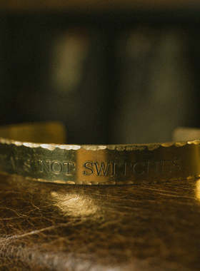 【软趴趴复刻】GBRS  Group “Dials Not Switches”黄铜手环