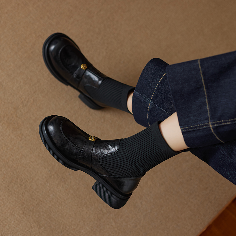 真皮圆头山茶花针织袜靴瘦瘦靴女