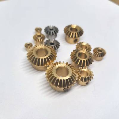0.4M 0.5M 0.8M模1:1锥齿轮黄铜伞齿轮套装 90度转角直齿轮传动